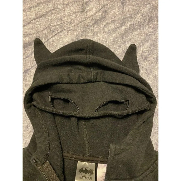 KIDS BATMAN FULL ZIP HOODIE WITH MASK - BOYS SIZE LARGE 10/12 - GREAT CONDITION - Picture 4 of 8